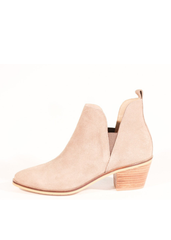 William Heeled Chelsea Boots